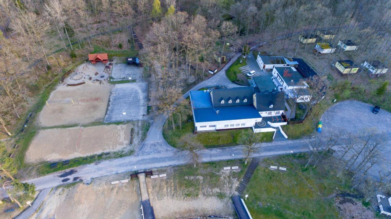 Pokoje Hotelowe Nad Jeziorem Jelen Bytow  Exterior photo