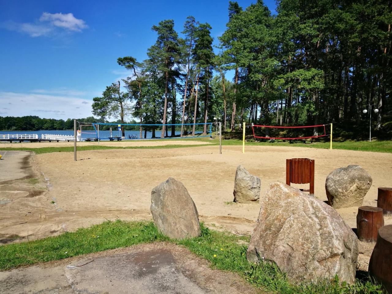 Pokoje Hotelowe Nad Jeziorem Jelen Bytow  Exterior photo
